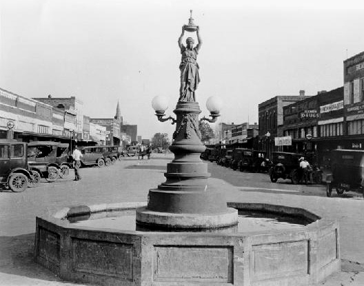 enterprise alabama boll weevil monument original 1919 statue