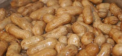 Boiled Peanuts in a pot